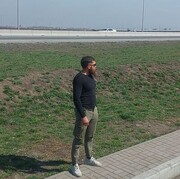  ,  Lukas, 33