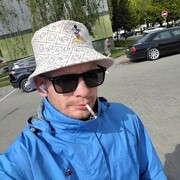  ,  , 32