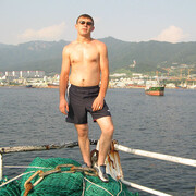  ,  Maksim, 42