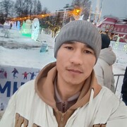  ,  Xurshidjon, 26