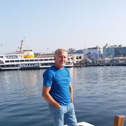  ,   Omur, 54 ,   ,   