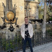  ,   Alex, 35 ,   ,   