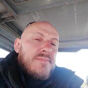  ,   Fred, 45 ,     , c , 