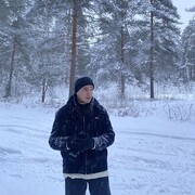 ,  Umrbek, 22