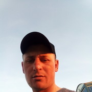  ,   Denis, 37 ,   ,   , c 