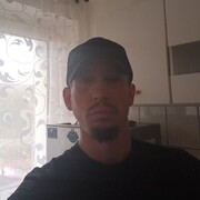  Essen,   , 40 ,     , c 