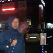  ,  Anton, 39