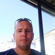  ,  Jason, 44