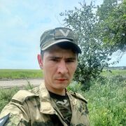  ,   Leonid, 33 ,   ,   