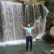  ,  Temur, 32