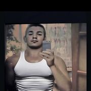  ,   Eugen, 32 ,   ,   