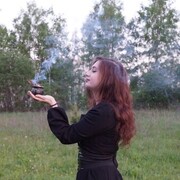  , 
