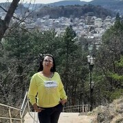  ,   Alecsandra, 38 ,   ,   
