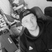  ,  Victor, 25