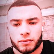  ,   Maxim, 22 ,   ,   , c , 