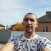  ,   Sasha, 42 ,   c 