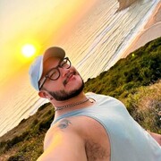  ,  Artem, 37