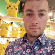 ,  Alex, 32