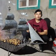  ,  Anuar, 35