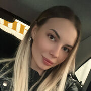  ,  Alina, 27