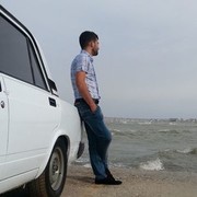  ,   Isgender, 35 ,  