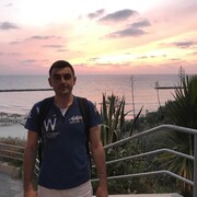  King George,  Denis, 37