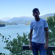  ,  Denis, 32