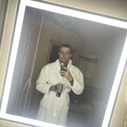  ,  Oleg, 28