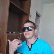  ,  Kirill, 33