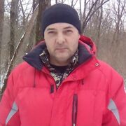  ,  Viktor, 53