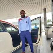  ,   Leonardo, 40 ,   ,   