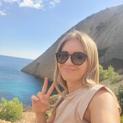  Les Sablettes,  Anna, 36