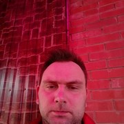  ,  Denis, 39