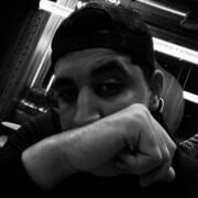  ,  Reda, 25