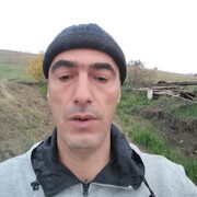  ,   Artur, 42 ,   ,   