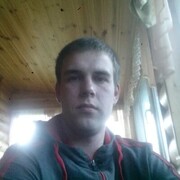  ,  Viktor, 29
