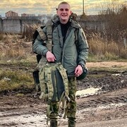  ,   Simon, 21 ,   ,   