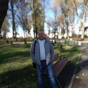  ,  Andrey, 52