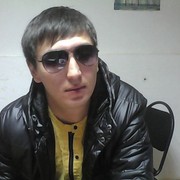  ,   Amir, 37 ,   