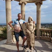  ,   Sergeu, 42 ,   