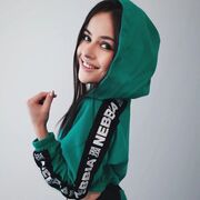  , 