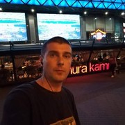  ,  Igor, 40