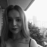  ,  Juliette, 23