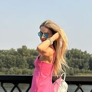  ,  Katrin, 37