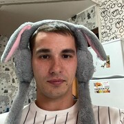  ,  Steven, 32