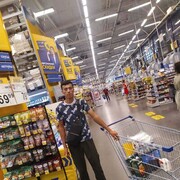  ,   Feruz, 25 ,   ,   