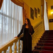  ,  Violetta, 19