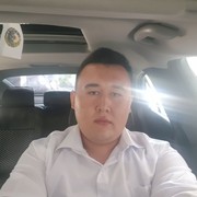  ,  Axror, 32