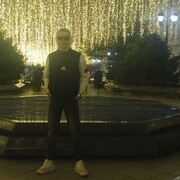  ,  Danil, 20