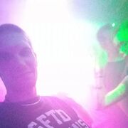  -,   , 32 ,  